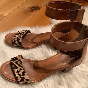 Frye Brielle Leopard Print Calf Hair Leather Rear Zip Sandal Size 9.5 M